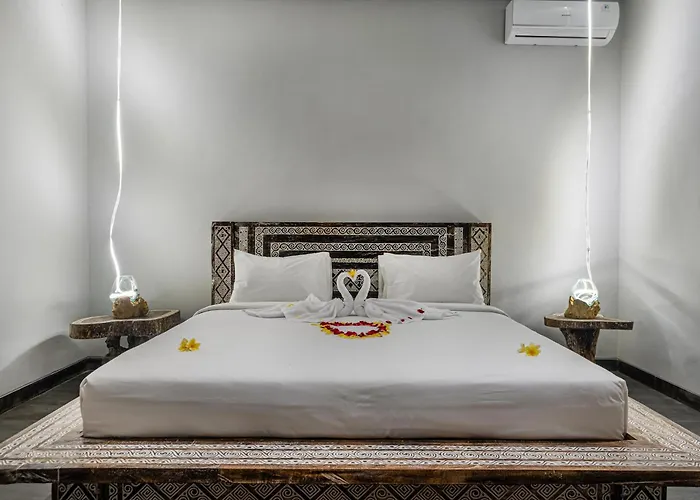 Brand New Luxury 3br Ethnic #3 Villa *