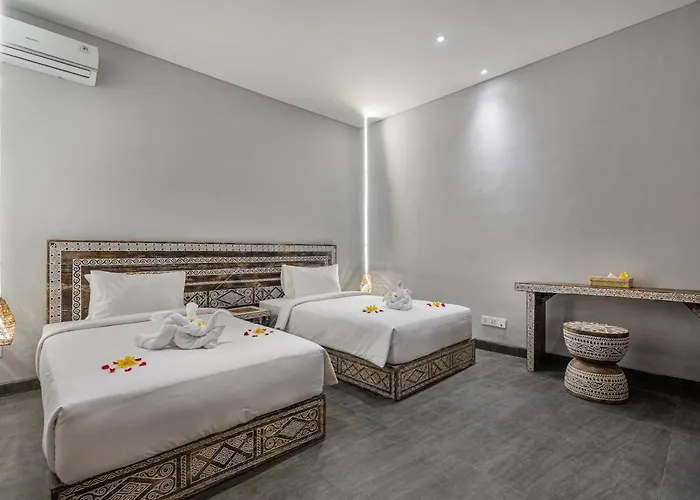 Brand New Luxury 3br Ethnic #3 *