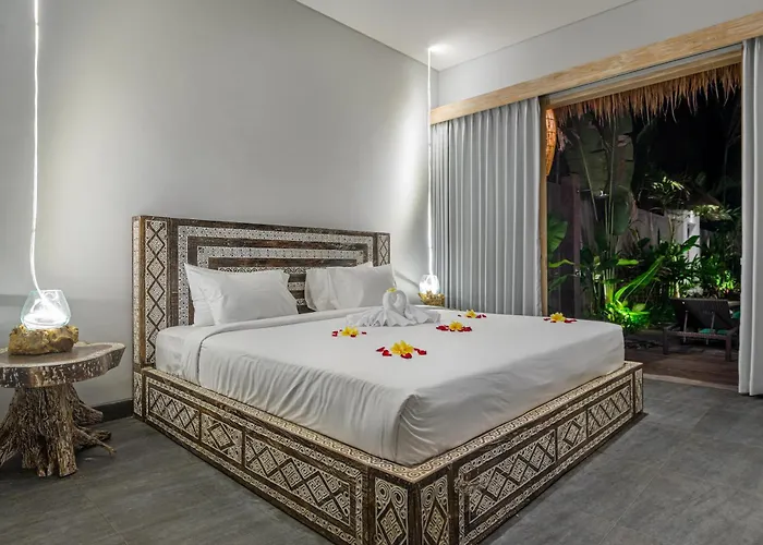 Brand New Luxury 3br Ethnic #3 *
